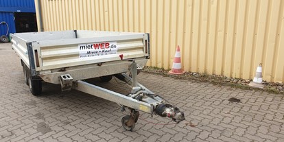 Anhänger - Anhängerskategorie: Baumaschinentransportanhänger - Niedersachsen - Anhänger 3,5 to  4 x 1,8 m  Pritsche Leergewicht 770 kg